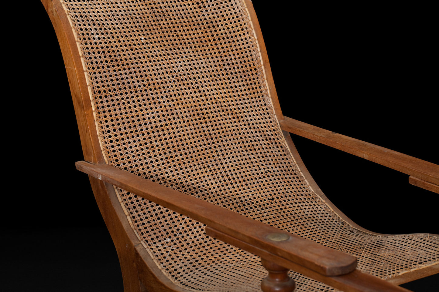19th Century Teak and Rattan English Colonial Lounge Chair from Singapore